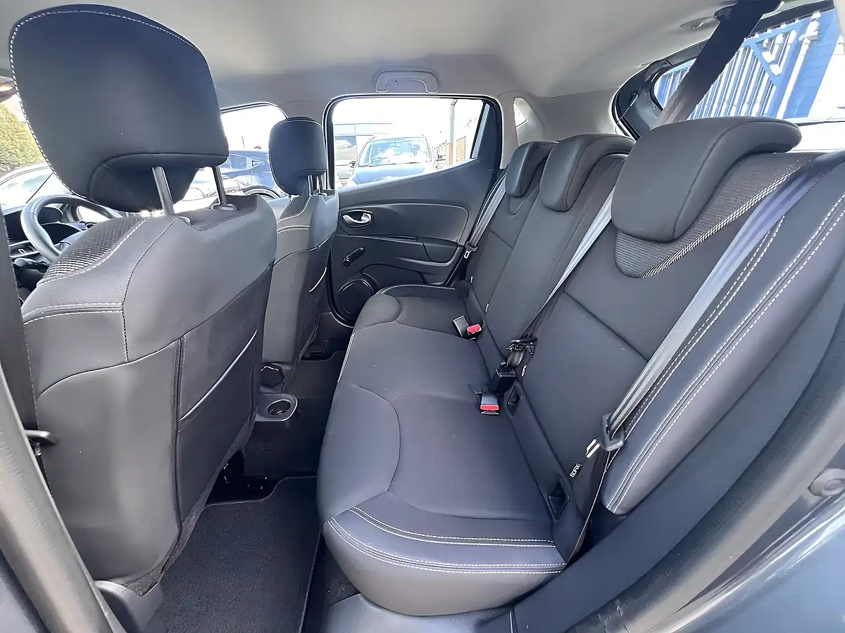 Used 2017 Ford Transit Trend Xlwb High Roof Frozen White - Interior and Exterior details 18