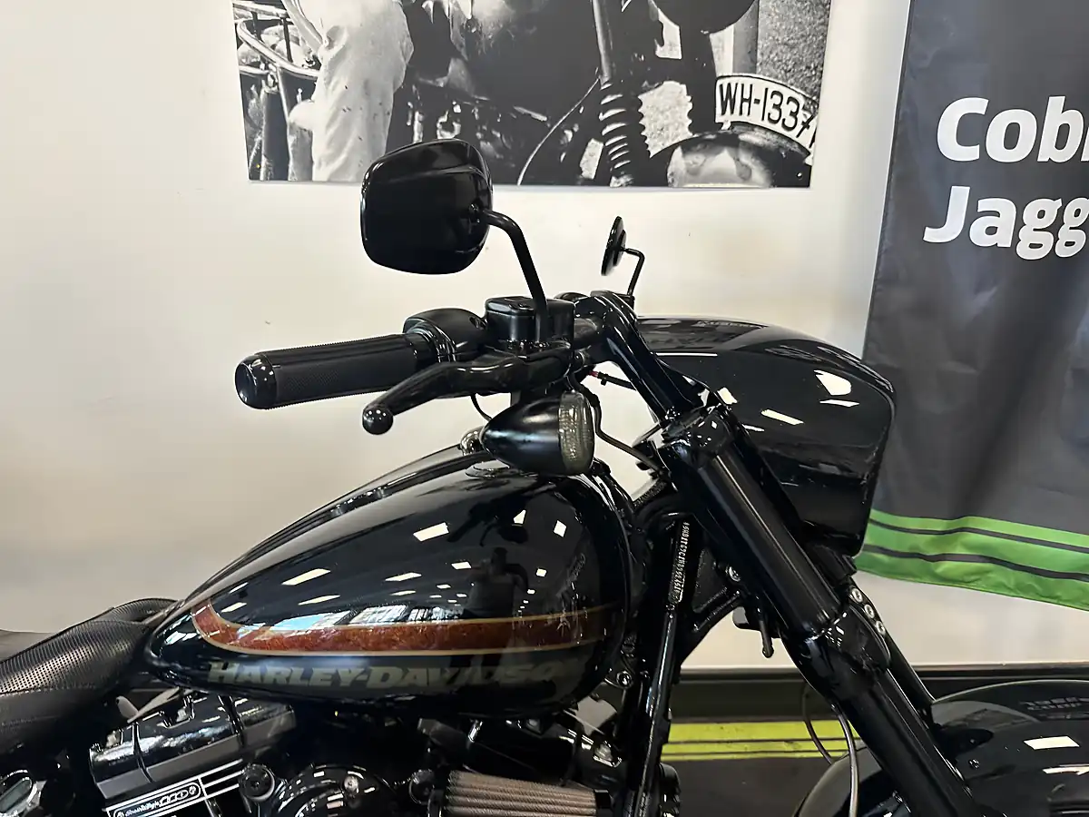 Used 2017 Harley-Davidson Cvo Fxsbe Breakout Breakout Black - Interior and Exterior details 7