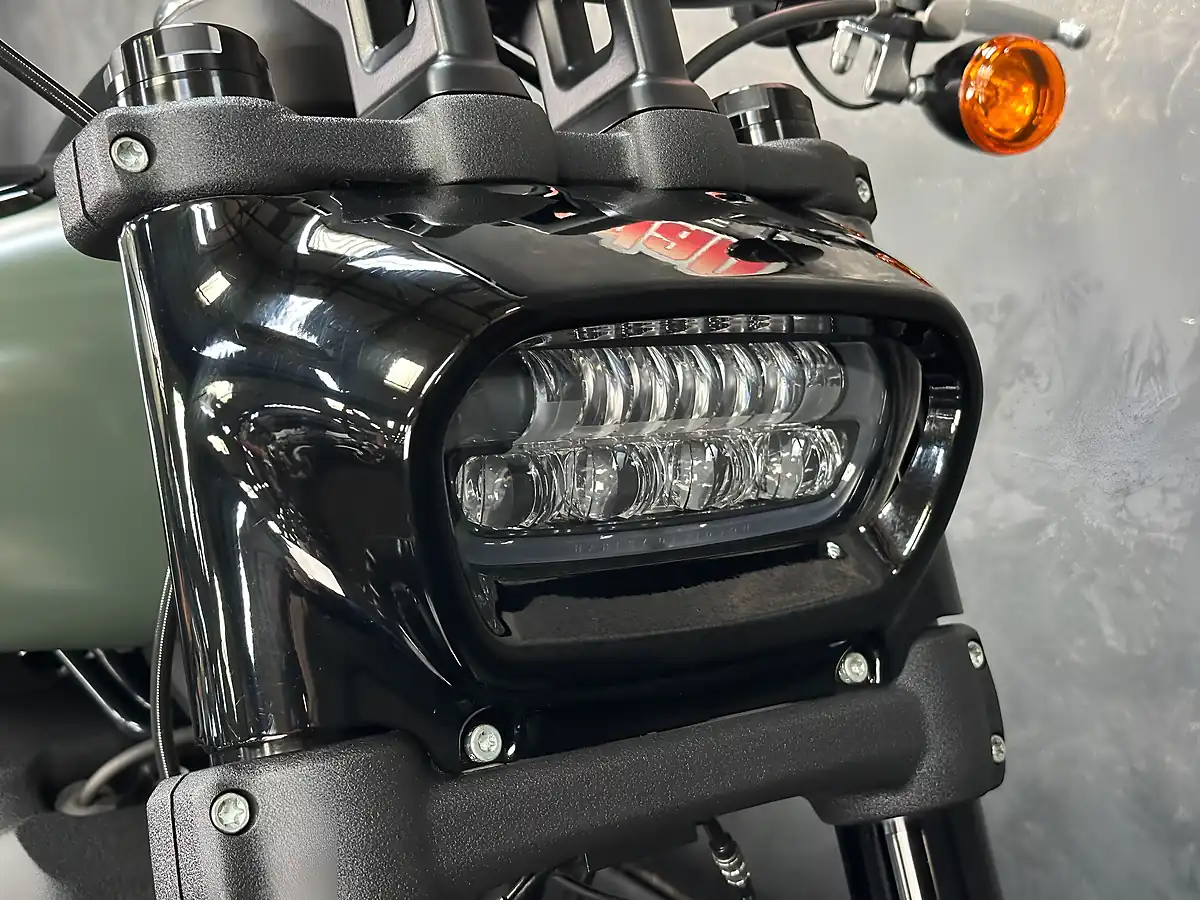 Used 2017 Harley-Davidson Dyna 1745 Fxfb Fat Bob Green - Interior and Exterior details 10