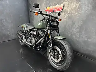 Used 2017 Harley-Davidson Dyna 1745 Fxfb Fat Bob Green - Interior and Exterior details 4