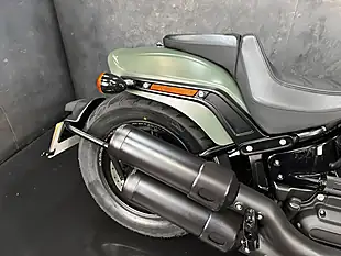 Used 2017 Harley-Davidson Dyna 1745 Fxfb Fat Bob Green - Interior and Exterior details 7