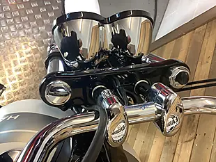 Used 2017 Harley-Davidson Dyna Fat Bob White - Interior and Exterior details 14