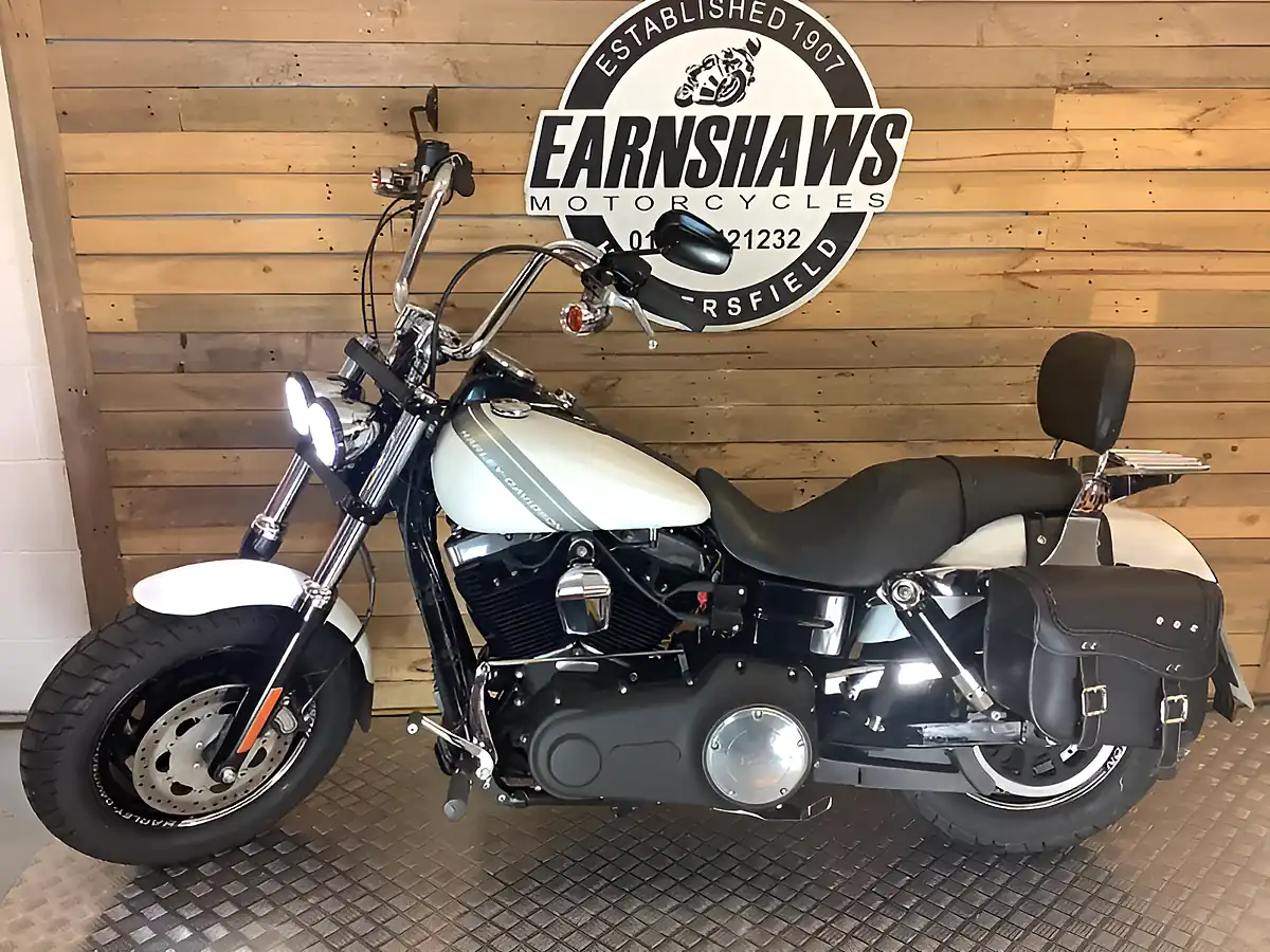 Used 2017 Harley-Davidson Dyna Fat Bob White - Interior and Exterior details 2