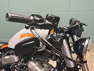 Used 2017 Harley-Davidson Sportster Forty-Eight Black - Interior and Exterior details 11