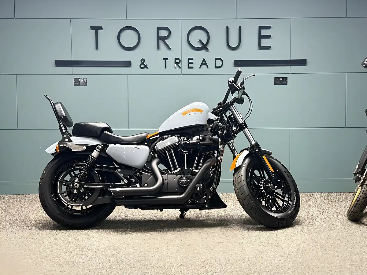 Used 2017 Harley-Davidson Sportster Forty-Eight Black - Interior and Exterior details 2