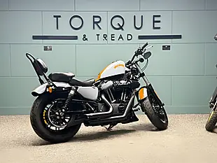 Used 2017 Harley-Davidson Sportster Forty-Eight Black - Interior and Exterior details 3