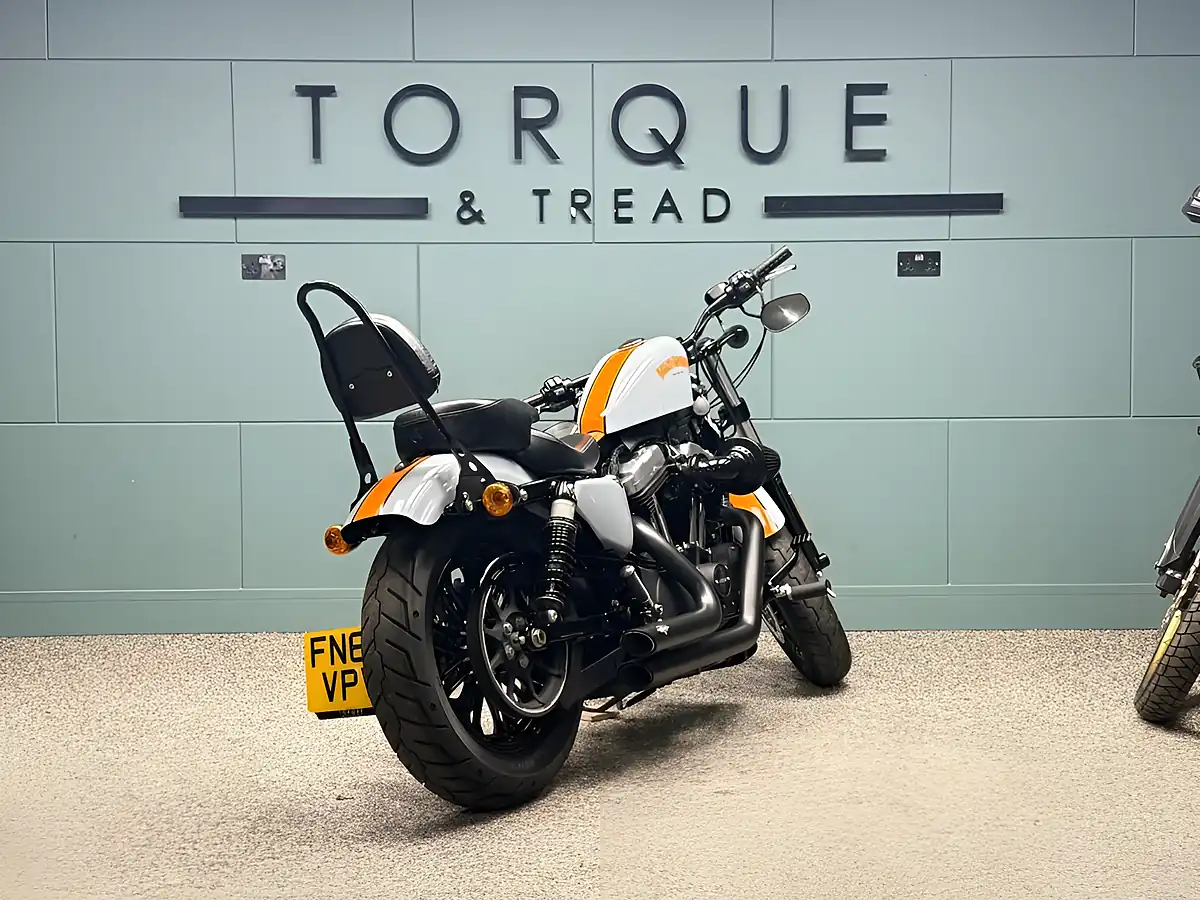 Used 2017 Harley-Davidson Sportster Forty-Eight Black - Interior and Exterior details 4