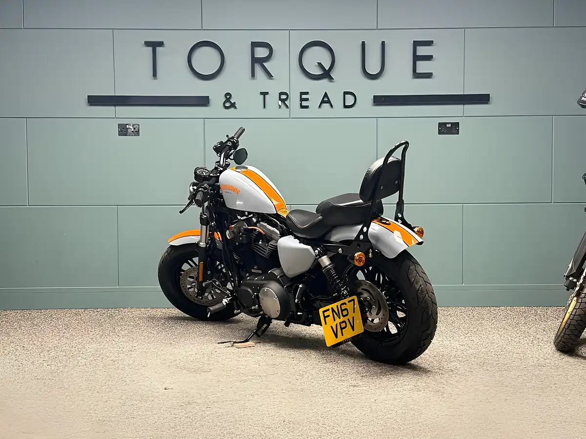 Used 2017 Harley-Davidson Sportster Forty-Eight Black - Interior and Exterior details 6