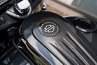 Used 2017 Harley-Davidson Street Glide Cvo Dark Slate Candy/Arctic Black - Interior and Exterior details 19