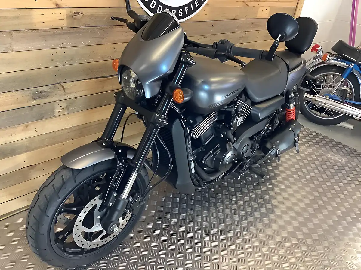 Used 2017 Harley-Davidson Street Xg Rod Grey - Interior and Exterior details 3