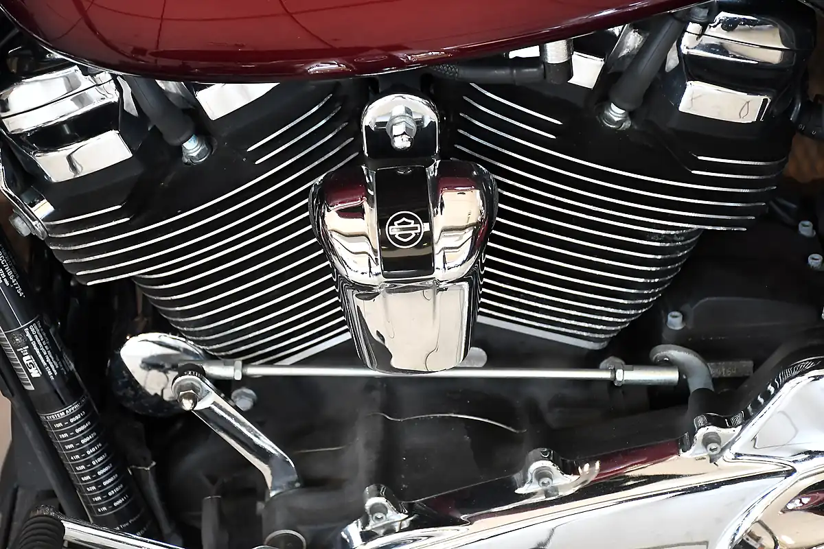 Used 2017 Harley-Davidson Touring Flhxs Street Glide Special Red - Interior and Exterior details 14