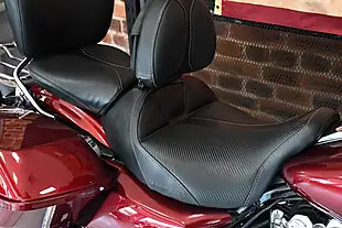 Used 2017 Harley-Davidson Touring Flhxs Street Glide Special Red - Interior and Exterior details 17