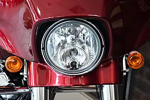 Used 2017 Harley-Davidson Touring Flhxs Street Glide Special Red - Interior and Exterior details 5