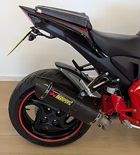 Used 2017 Honda CB1000R Red - Interior and Exterior details 15