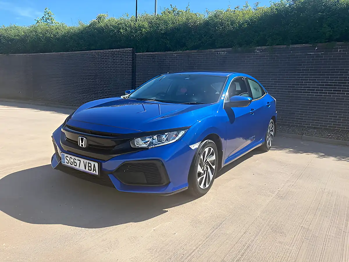 Used 2017 Honda Civic Se Blue - Interior and Exterior details 5