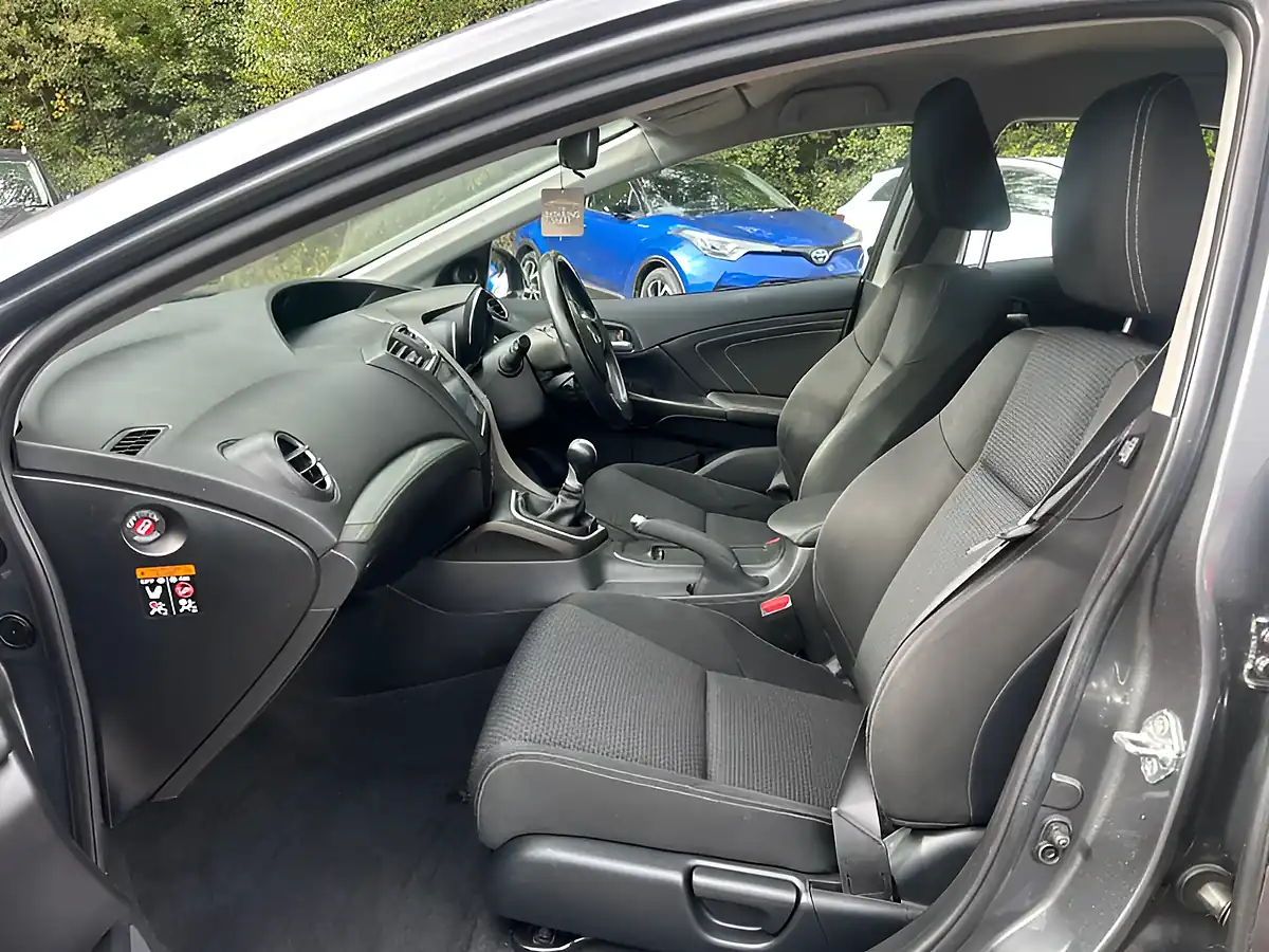 Used 2017 Honda Civic Se Plus (navi) Grey - Interior and Exterior details 11