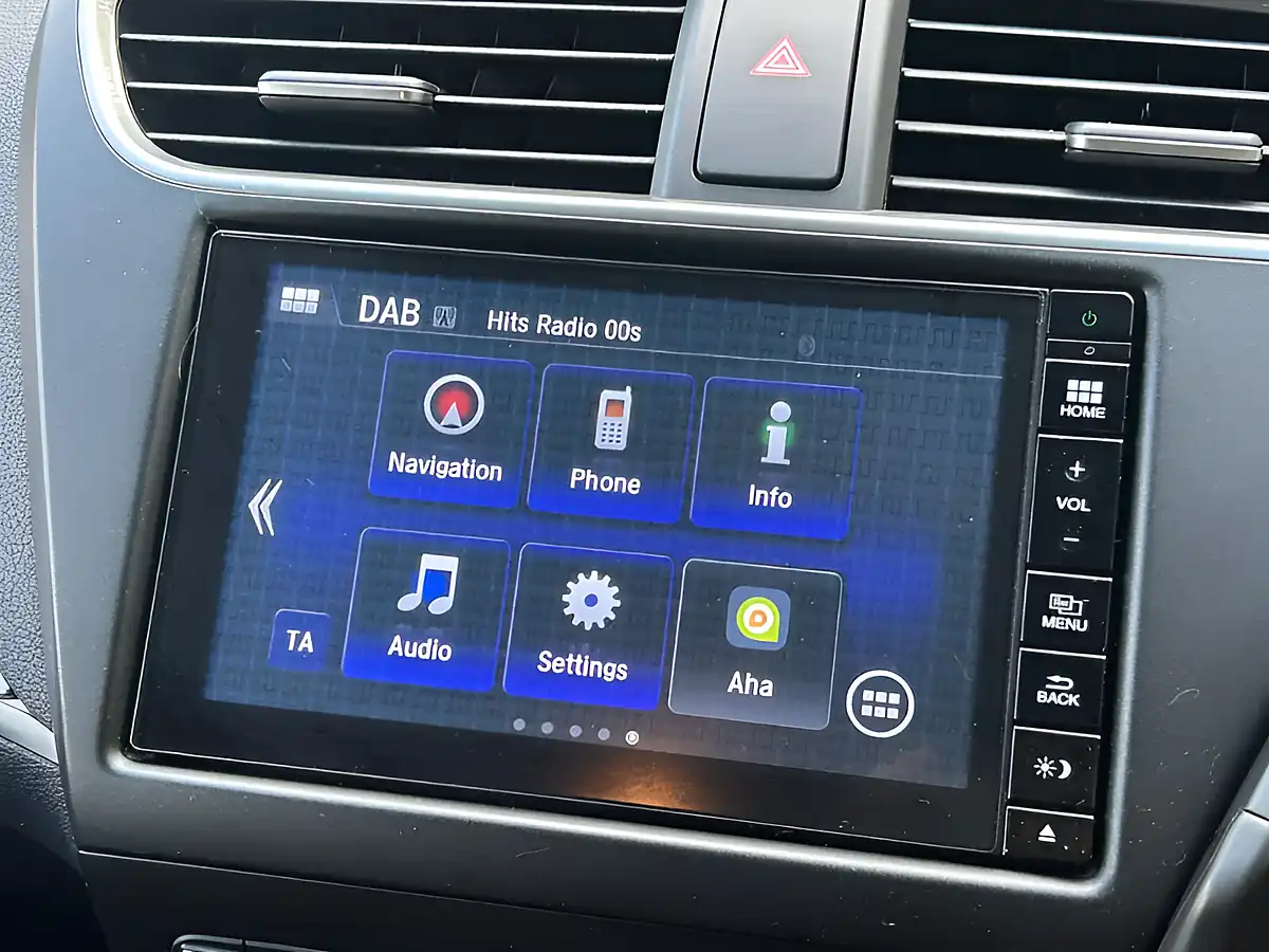 Used 2017 Honda Civic Se Plus (navi) Grey - Interior and Exterior details 18