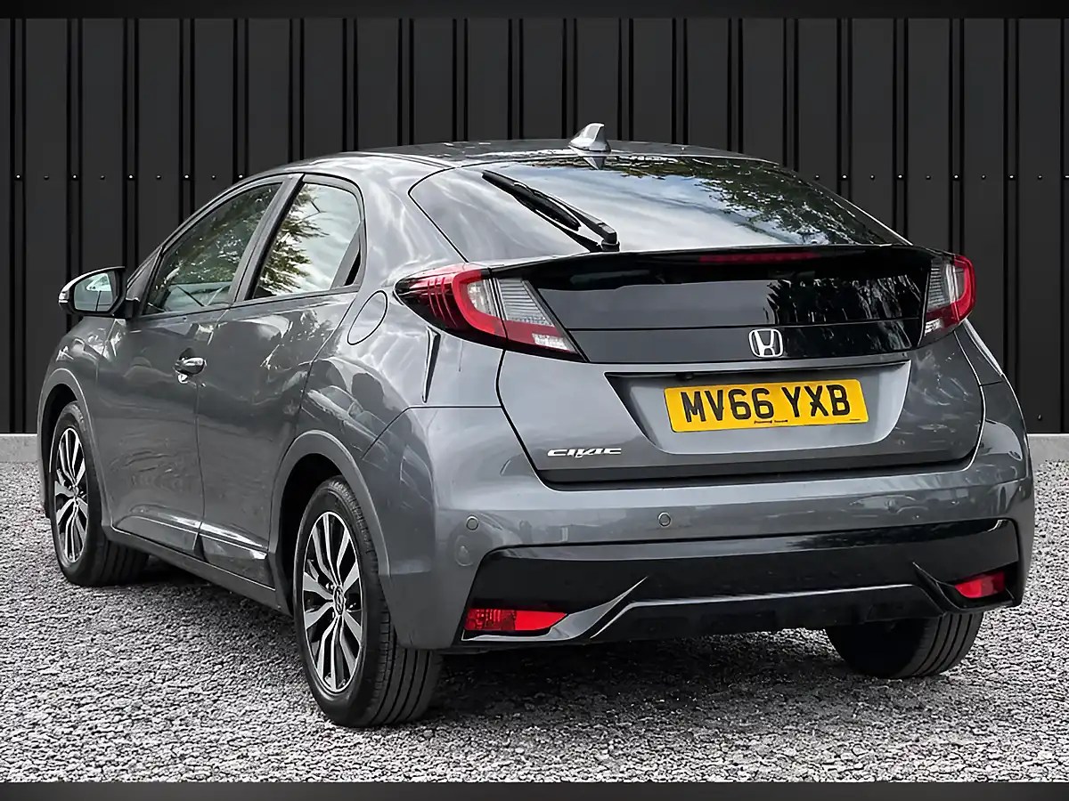 Used 2017 Honda Civic Se Plus (navi) Grey - Interior and Exterior details 2