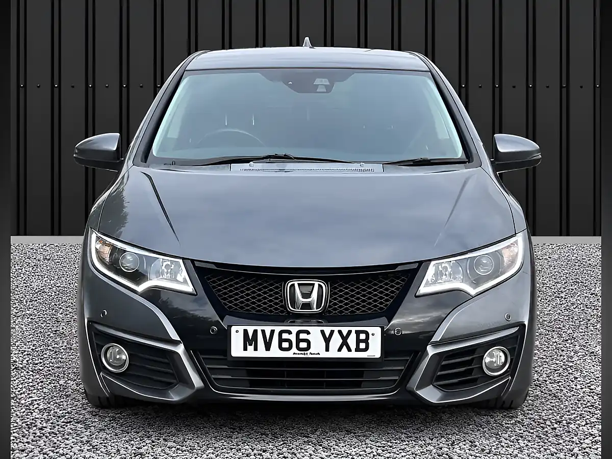 Used 2017 Honda Civic Se Plus (navi) Grey - Interior and Exterior details 5