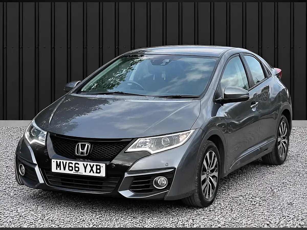 Used 2017 Honda Civic Se Plus (navi) Grey - Interior and Exterior details 6