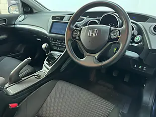 Used 2017 Honda Civic Se Plus Tourer Twilight Blue - Interior and Exterior details 3