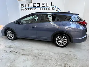 Used 2017 Honda Civic Se Plus Tourer Twilight Blue - Interior and Exterior details 6