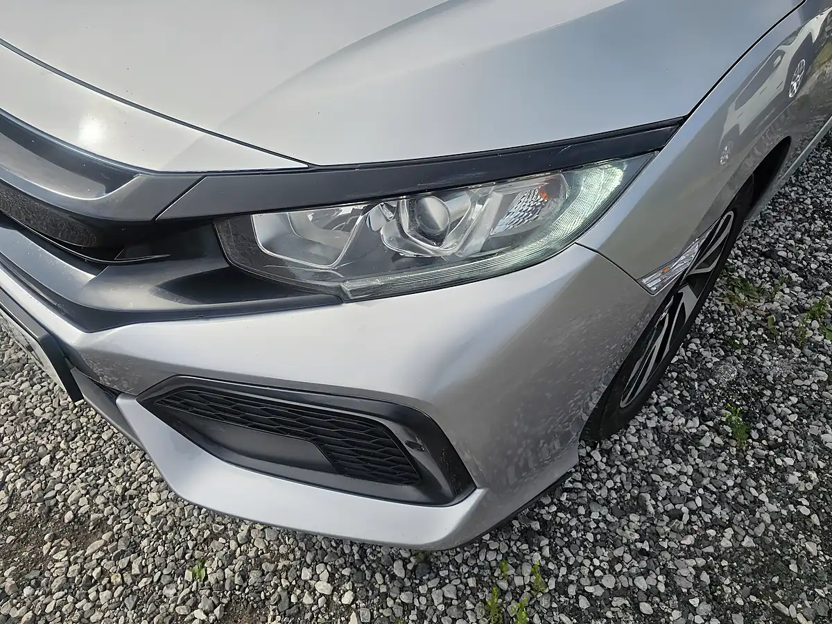 Used 2017 Honda Civic Se Silver - Interior and Exterior details 13