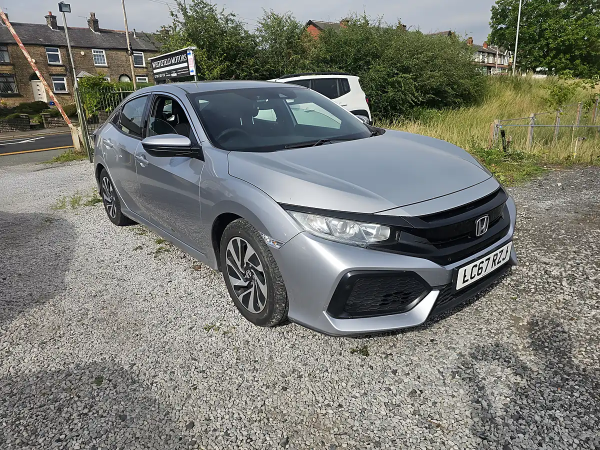 Used 2017 Honda Civic Se Silver - Interior and Exterior details 14