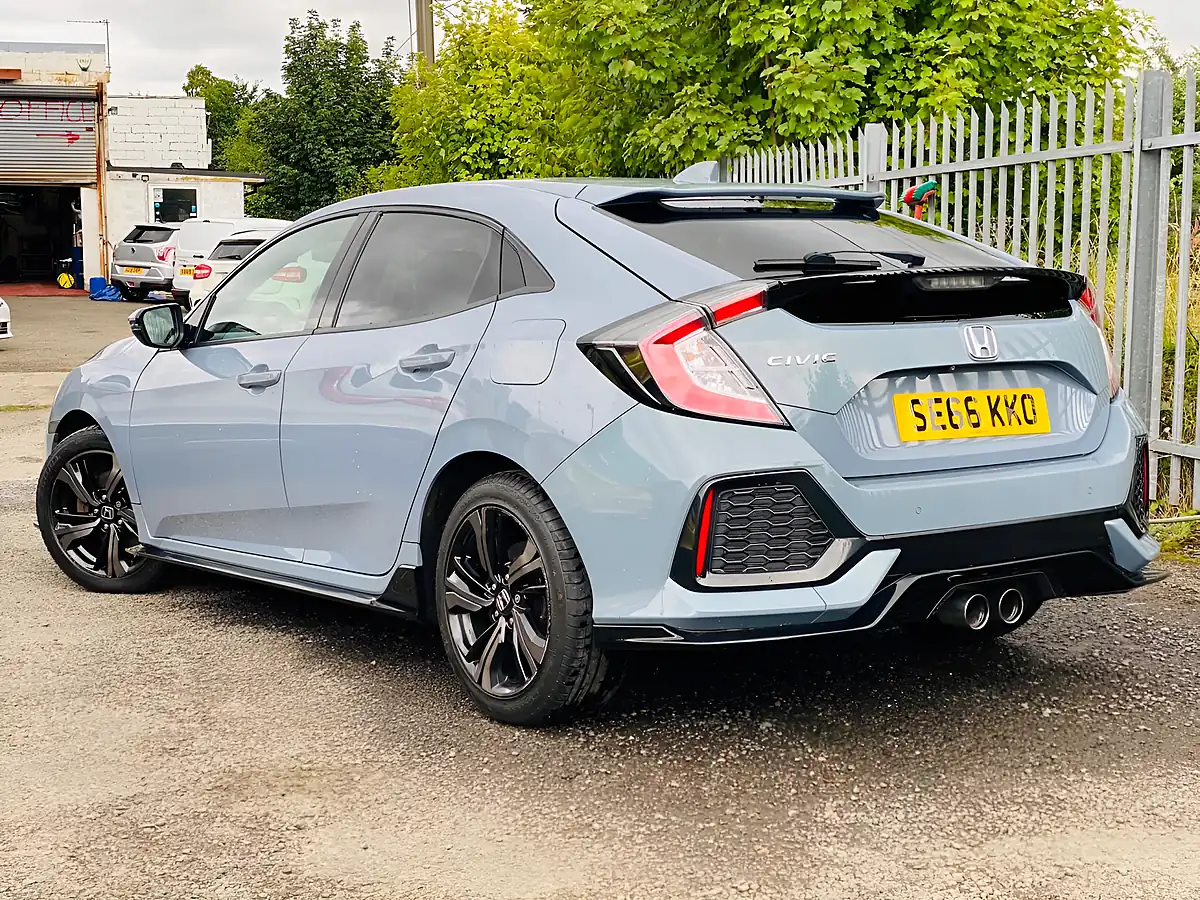 Used 2017 Honda Civic Sport Grey - Interior and Exterior details 9
