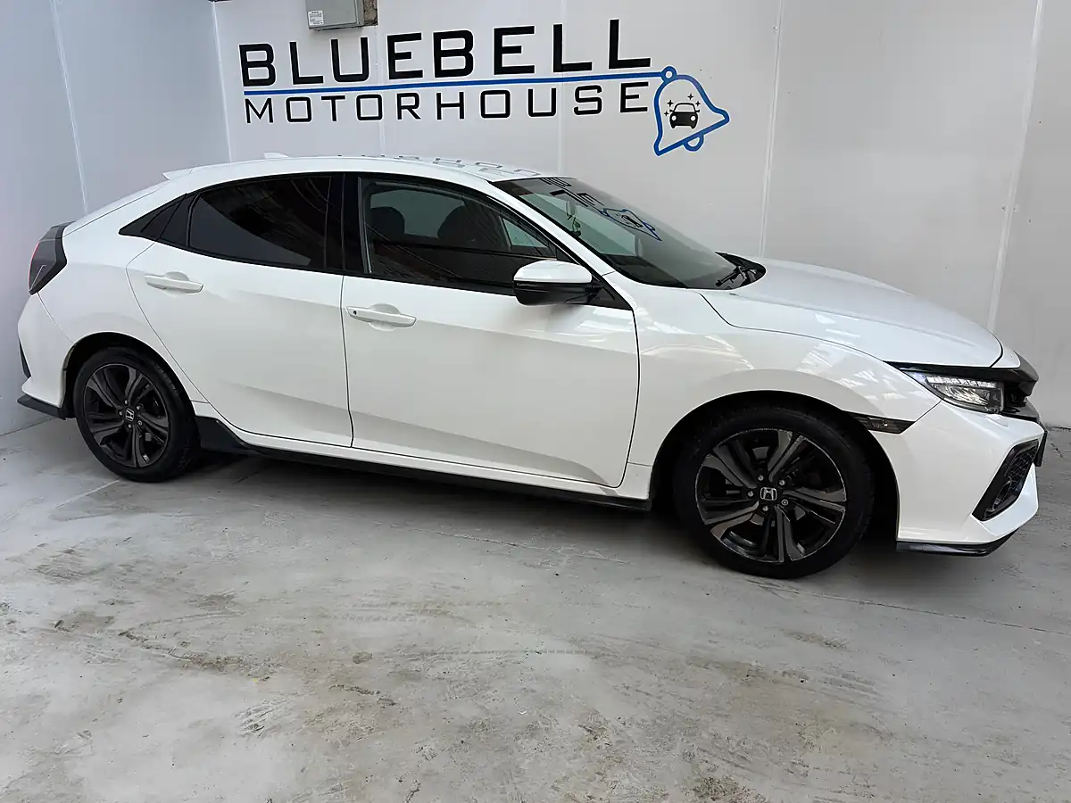 Used 2017 Honda Civic Sport White Orchid - Interior and Exterior details 8