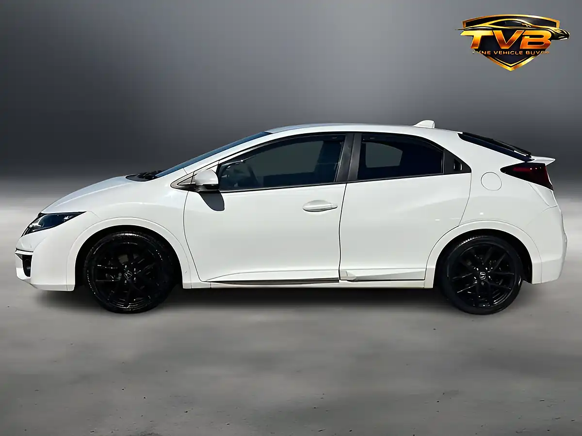 Used 2017 Honda Civic Sport White Orchid - Interior and Exterior details 14