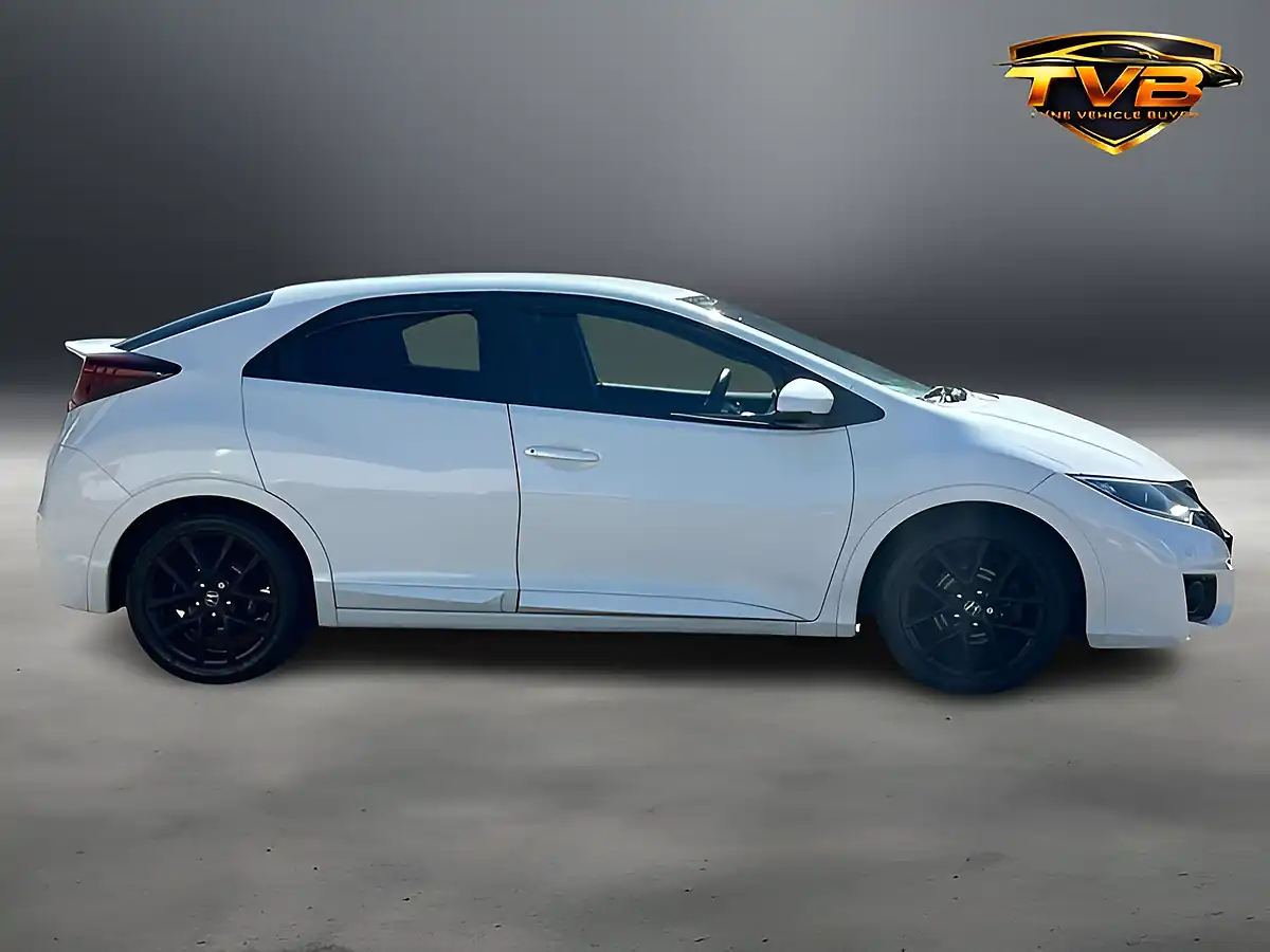 Used 2017 Honda Civic Sport White Orchid - Interior and Exterior details 5