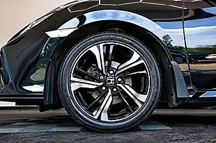 Used 2017 Honda Civic Sr Black - Interior and Exterior details 11