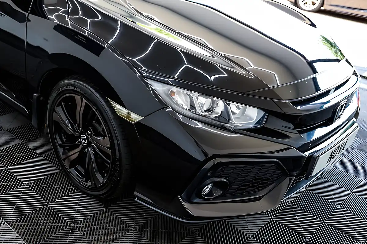 Used 2017 Honda Civic Sr Black - Interior and Exterior details 12