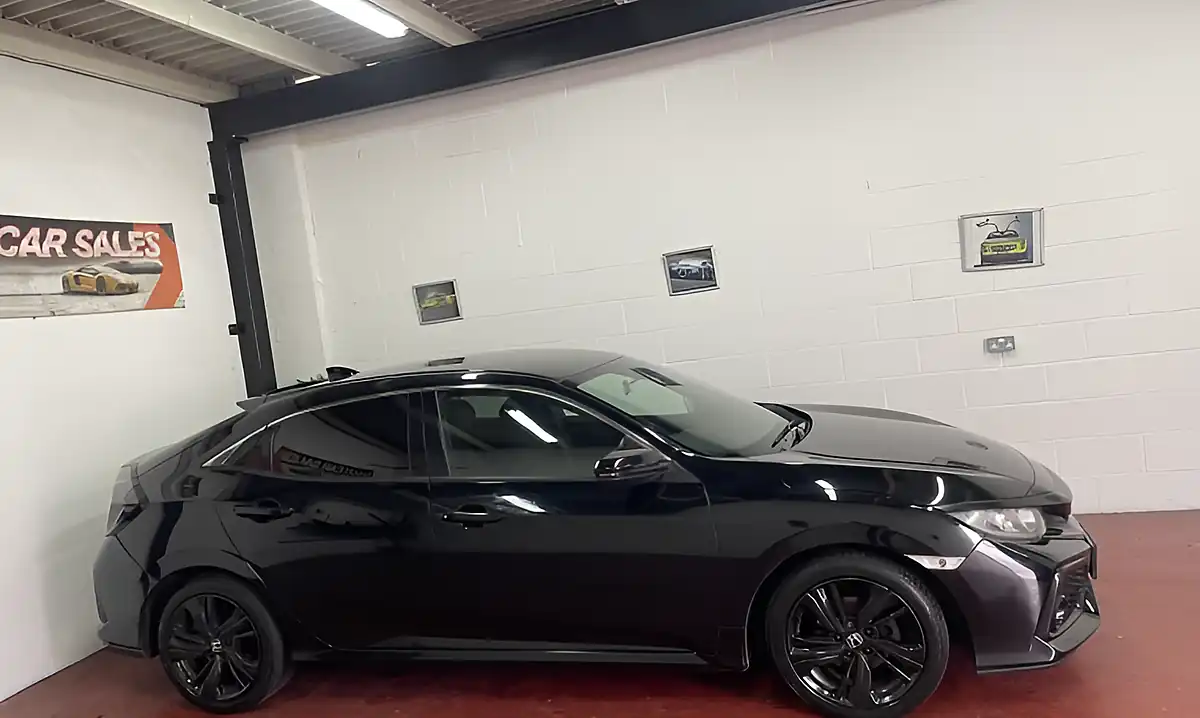 Used 2017 Honda Civic Sr Knighthawk Black - Interior and Exterior details 3