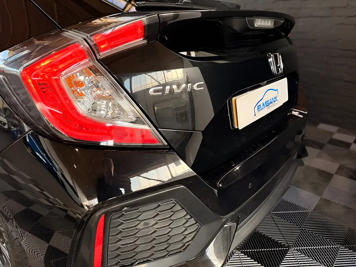 Used 2017 Honda Civic Sr Metallic Black - Interior and Exterior details 20