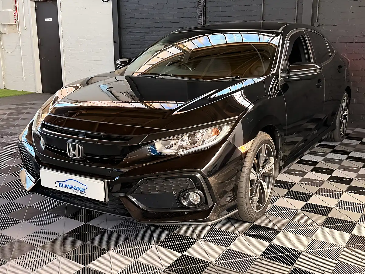 Used 2017 Honda Civic Sr Metallic Black - Interior and Exterior details 3