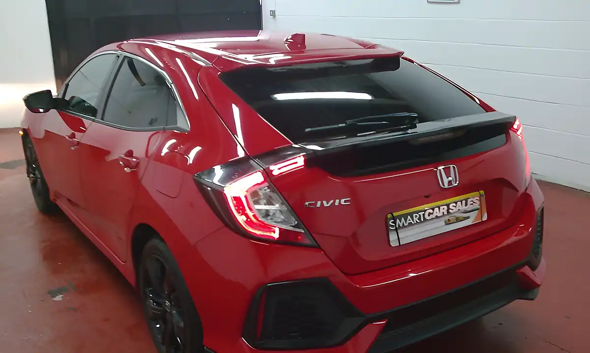 Used 2017 Honda Civic Sr Passion Red - Interior and Exterior details 13