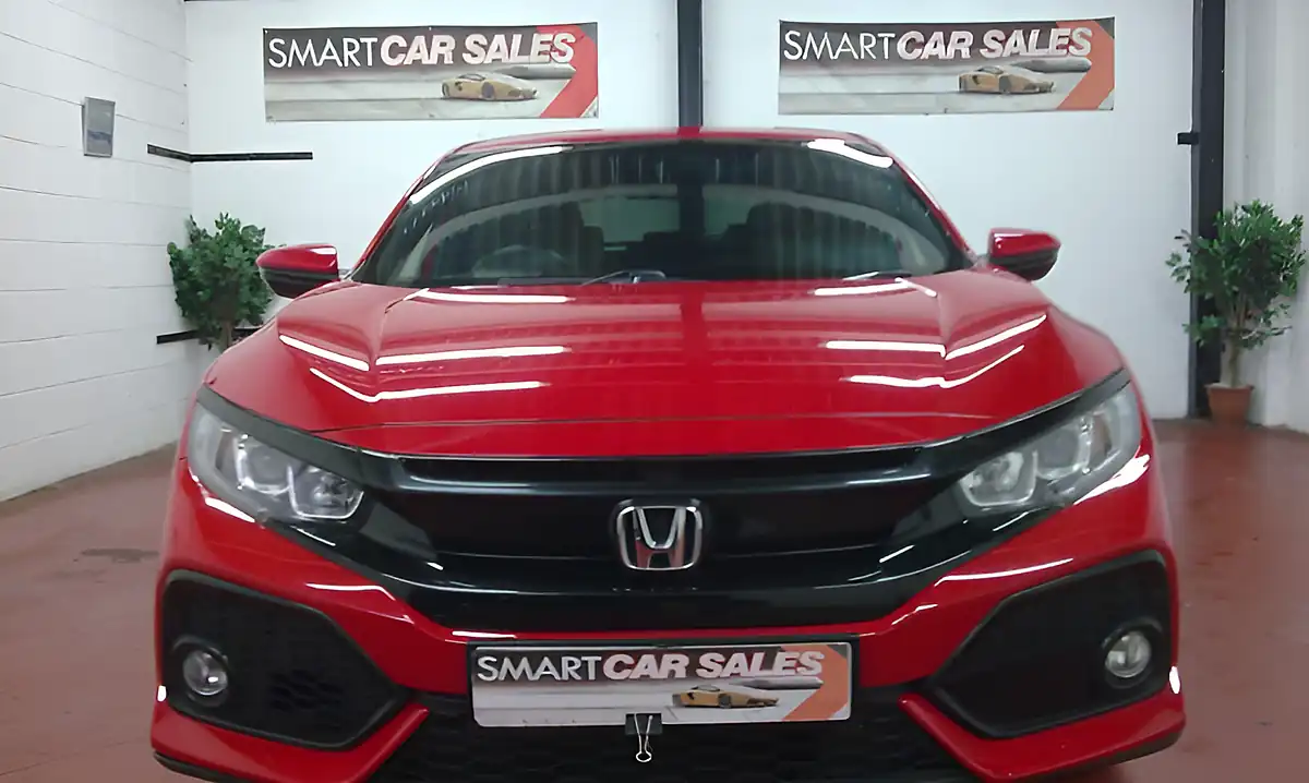 Used 2017 Honda Civic Sr Passion Red - Interior and Exterior details 4
