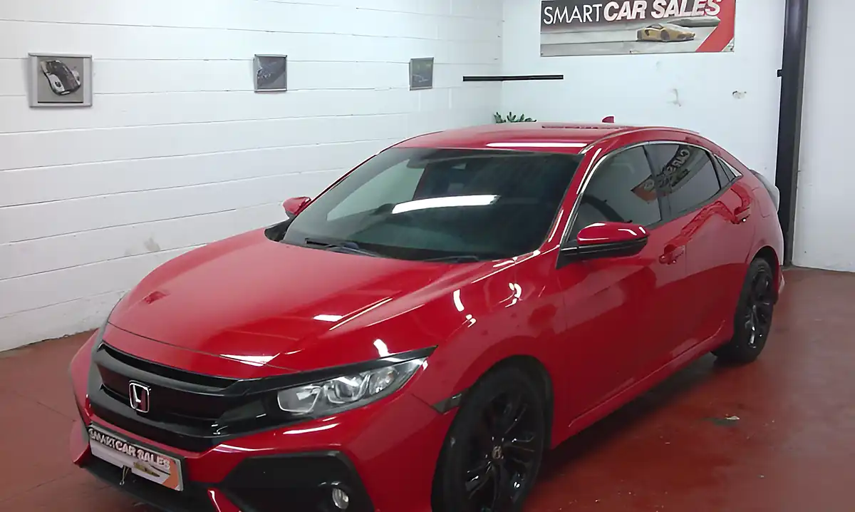 Used 2017 Honda Civic Sr Passion Red - Interior and Exterior details 5
