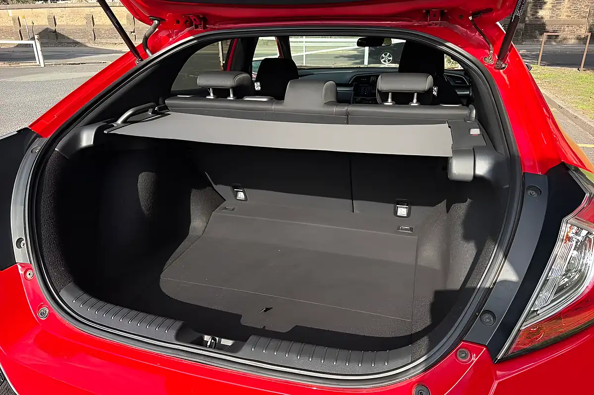 Used 2017 Honda Civic Sr Red - Interior and Exterior details 11