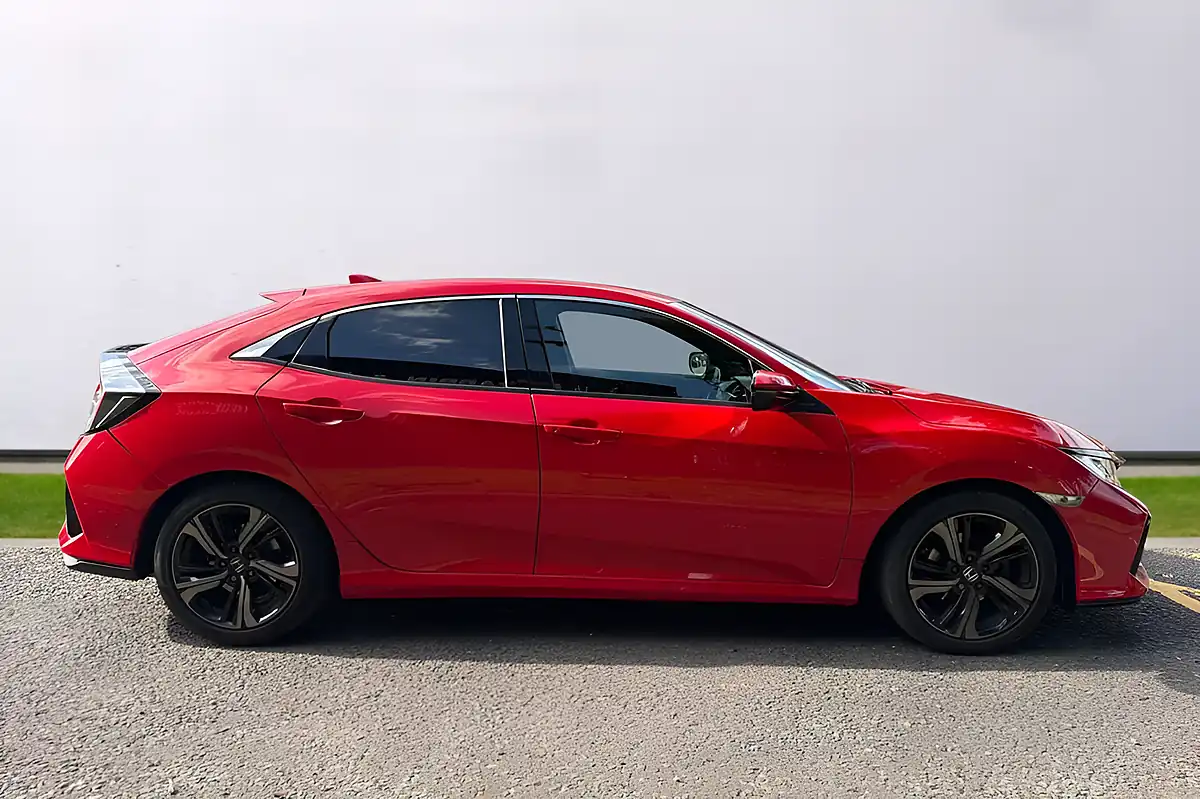 Used 2017 Honda Civic Sr Red - Interior and Exterior details 6