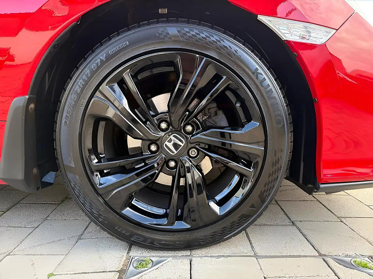 Used 2017 Honda Civic Sr Red - Interior and Exterior details 7