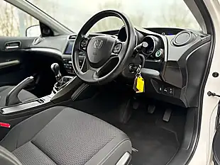Used 2017 Honda Civic Tourer White - Interior and Exterior details 17