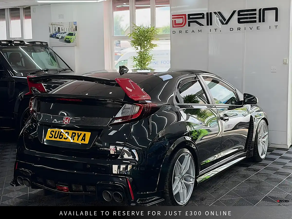 Used 2017 Honda Civic Type R GT Black - Interior and Exterior details 10