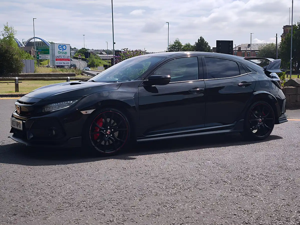 Used 2017 Honda Civic Type R GT Black - Interior and Exterior details 10