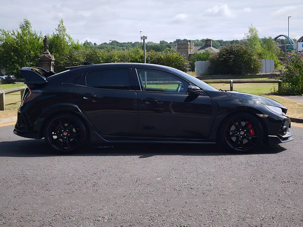 Used 2017 Honda Civic Type R GT Black - Interior and Exterior details 16