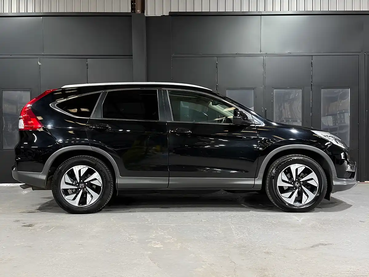Used 2017 Honda Cr-V Ex Black - Interior and Exterior details 4