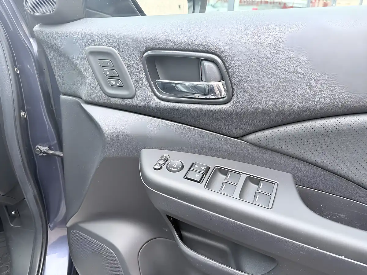 Used 2017 Honda Cr-V Ex Blue - Interior and Exterior details 14