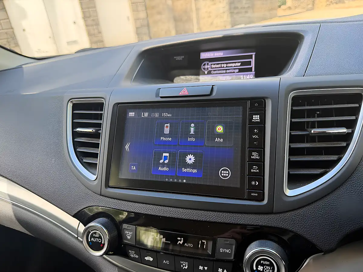 Used 2017 Honda Cr-V Se Black - Interior and Exterior details 17
